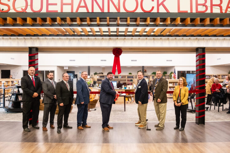 SHS Ribbon Cutting 0123 (1)